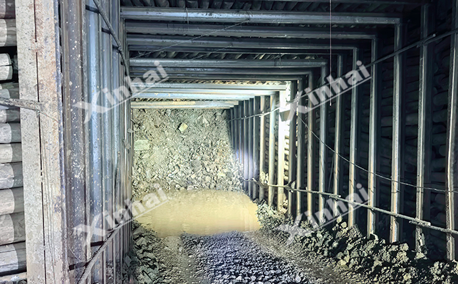 云母矿地下开采方法